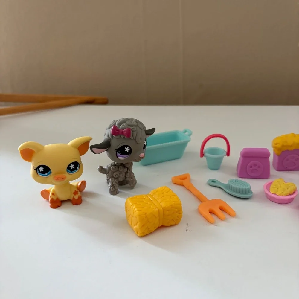 Littlest Pet Shop Pet Lovin Zoo Set Pig #475 Cow #476 Lamb #477 Accessories Farm